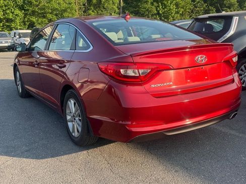 Used 2015 Hyundai Sonata SE FWD image 6