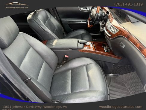 Used 2011 Mercedes-Benz S 550 4MATIC image 40