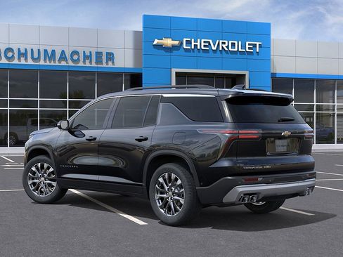 New 2026 Chevrolet Traverse LT w/ Sun and Wheel Package image 3