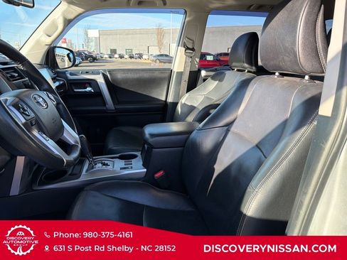 Used 2015 Toyota 4Runner Limited image 15