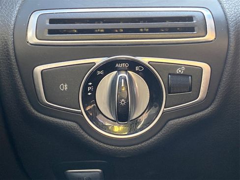 Used 2017 Mercedes-Benz C 300 4MATIC Sedan w/ Premium 2 Package image 29