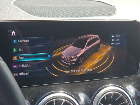 Certified 2026 Mercedes-Benz GLB 250 4MATIC image 33