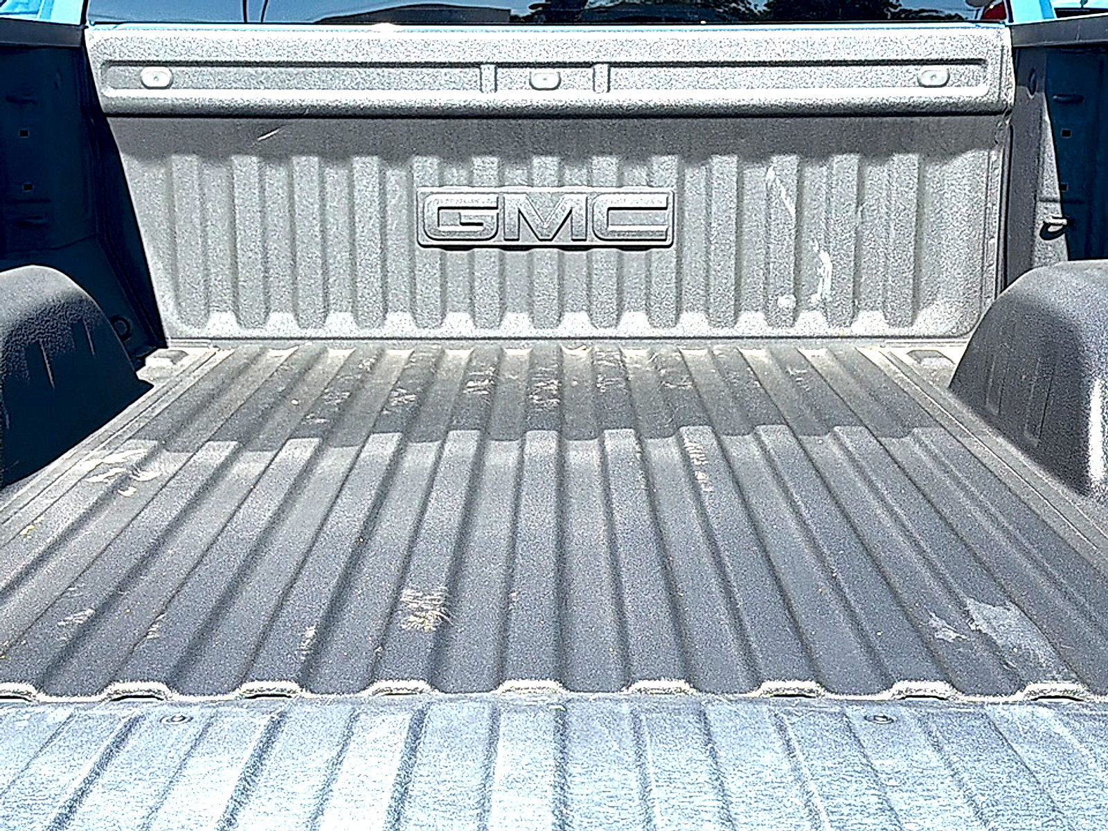 Used 2024 GMC Sierra 1500 SLT AWD/4WD image 22