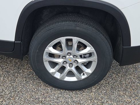 Certified 2023 Chevrolet Traverse LS w/ Safety Package AWD/4WD image 8