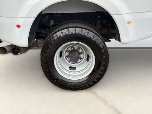 Certified 2025 Ford F350 XL AWD/4WD image 13
