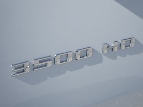 Used 2025 Chevrolet Silverado 3500 LT w/ Convenience Package image 47