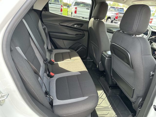 Certified 2024 Chevrolet TrailBlazer LT w/ LPO, Blackout Package FWD image 25