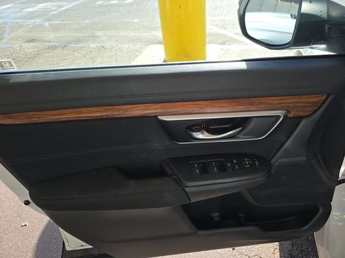 Used 2022 Honda CR-V EX image 10