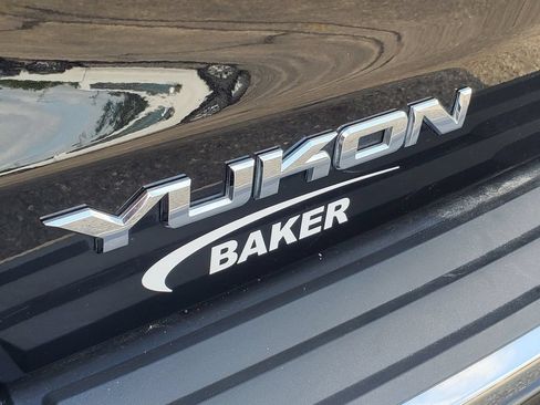 Used 2020 GMC Yukon Denali w/ Denali Ultimate Black Edition AWD/4WD image 5