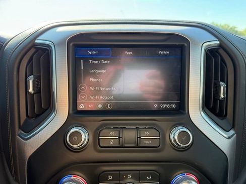 Used 2022 GMC Sierra 1500 Elevation w/ X31 Off-Road Package AWD/4WD image 14