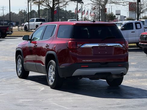 Used 2019 GMC Acadia SLE image 8