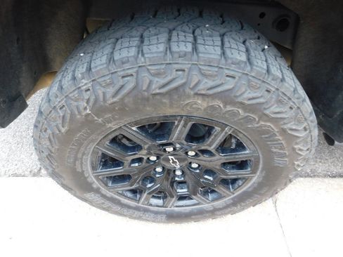 Certified 2025 Chevrolet Colorado Trail Boss image 8