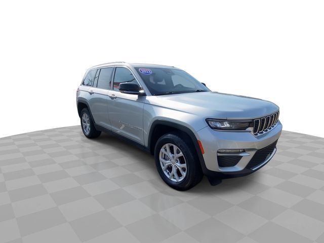 Used 2023 Jeep Grand Cherokee Limited AWD/4WD image 4