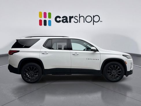 Used 2023 Chevrolet Traverse RS image 6