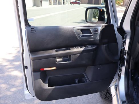 Used 2009 HUMMER H2 Luxury AWD/4WD image 22