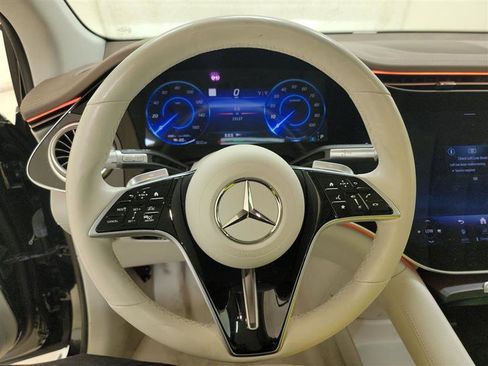 Used 2024 Mercedes-Benz EQS 450+ SUV image 11