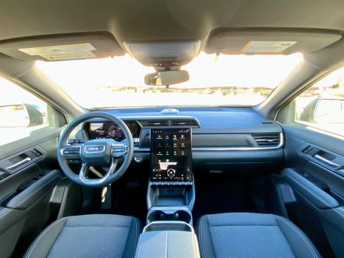 New 2026 GMC Terrain Elevation w/ Black Edition image 32