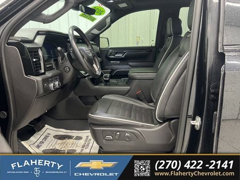 Used 2024 GMC Sierra 1500 AT4X w/ AT4X AEV Edition AWD/4WD image 9