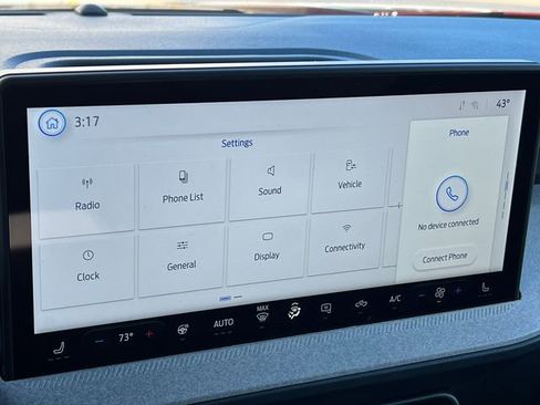 Used 2025 Ford Maverick XLT w/ XLT Luxury Package image 28