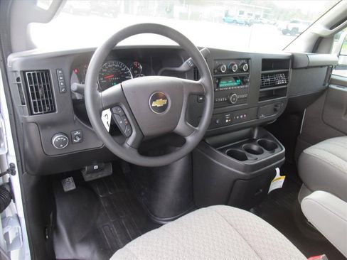 New 2025 Chevrolet Express 3500 Extended w/ Driver Convenience Package image 14