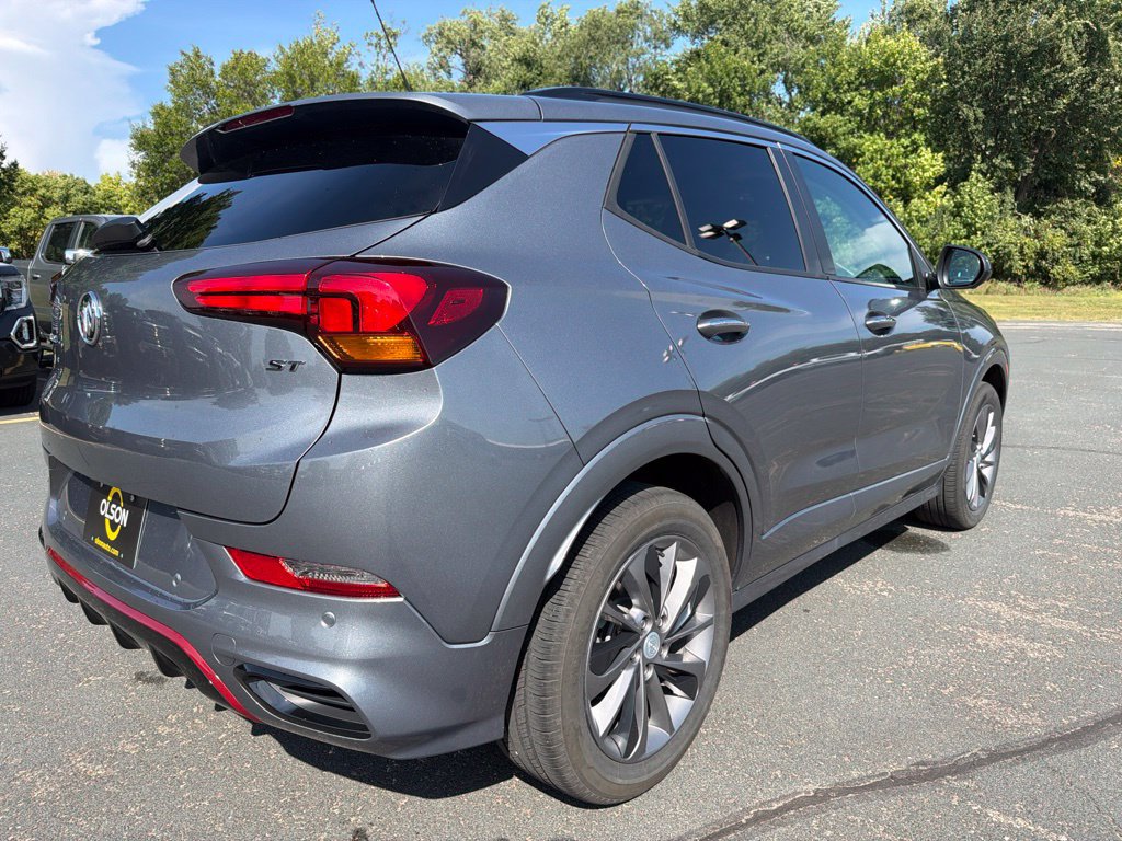 Certified 2021 Buick Encore GX Select w/ Advanced Technology Package AWD/4WD image 7