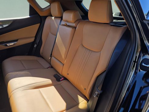 Certified 2025 Lexus NX 250 FWD w/ Premium Package image 18