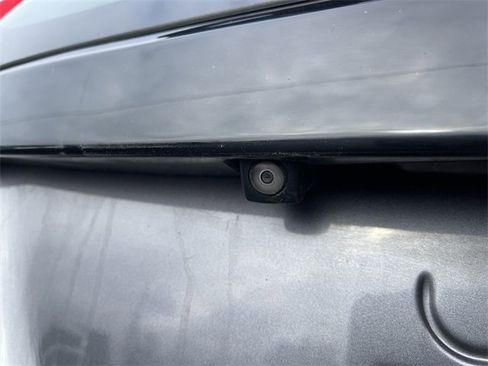 Used 2020 Honda Fit LX image 11