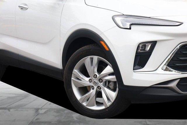 Used 2025 Buick Encore GX Preferred FWD image 3