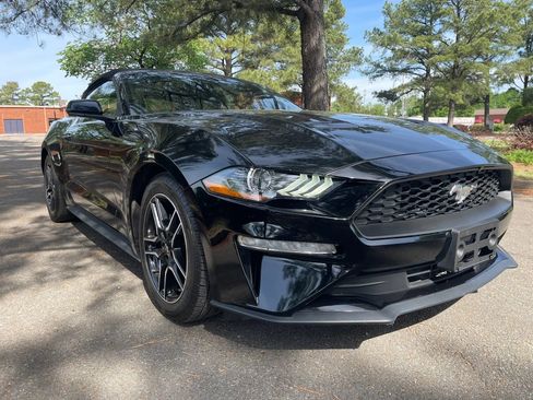 Used 2023 Ford Mustang Premium image 10