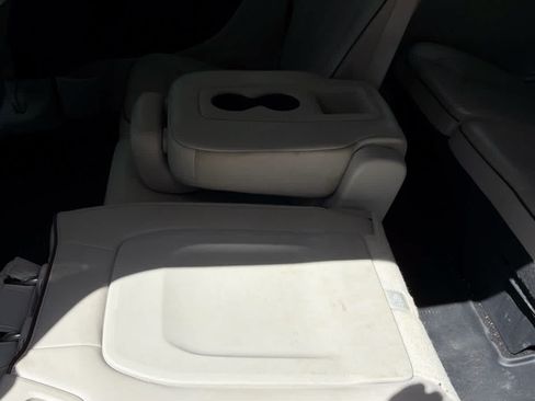 Used 2017 Chrysler Pacifica Limited FWD image 26