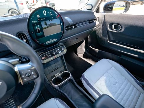 Used 2025 MINI Cooper S FWD image 24