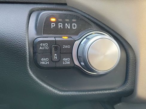 Used 2022 RAM 1500 Laramie AWD/4WD image 23
