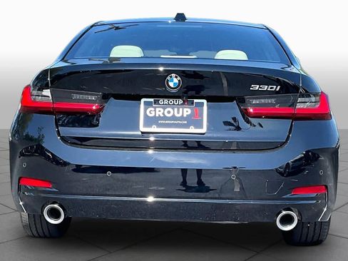 Certified 2025 BMW 330i Sedan w/ Convenience Package image 5