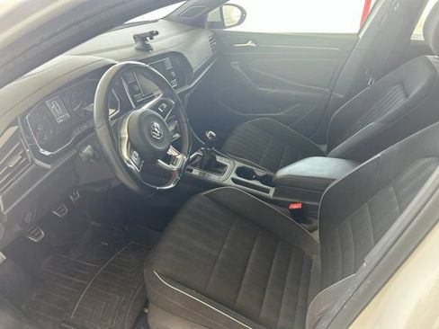 Used 2019 Volkswagen Jetta GLI FWD image 19