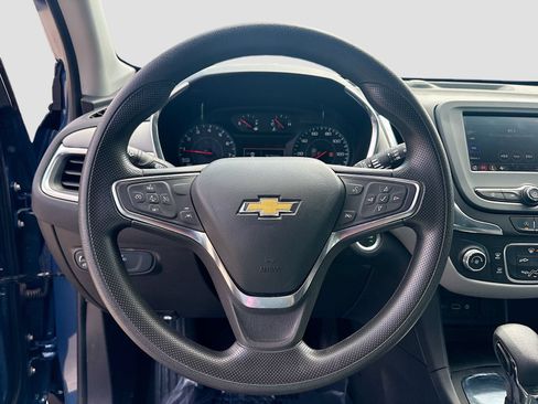 Used 2024 Chevrolet Equinox LS FWD image 11