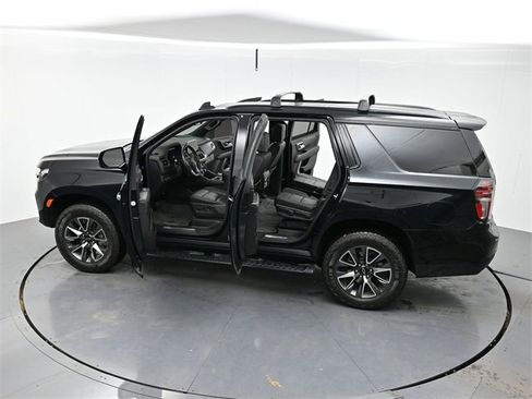Used 2023 Chevrolet Tahoe Z71 w/ Luxury Package image 46