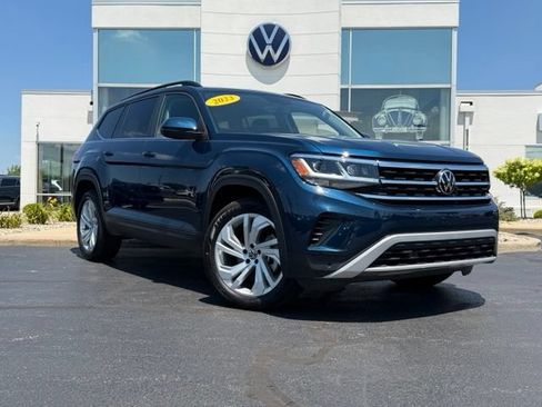 Used 2023 Volkswagen Atlas SE AWD/4WD image 1