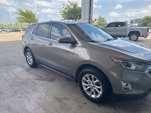 Used 2019 Chevrolet Equinox LT FWD image 27
