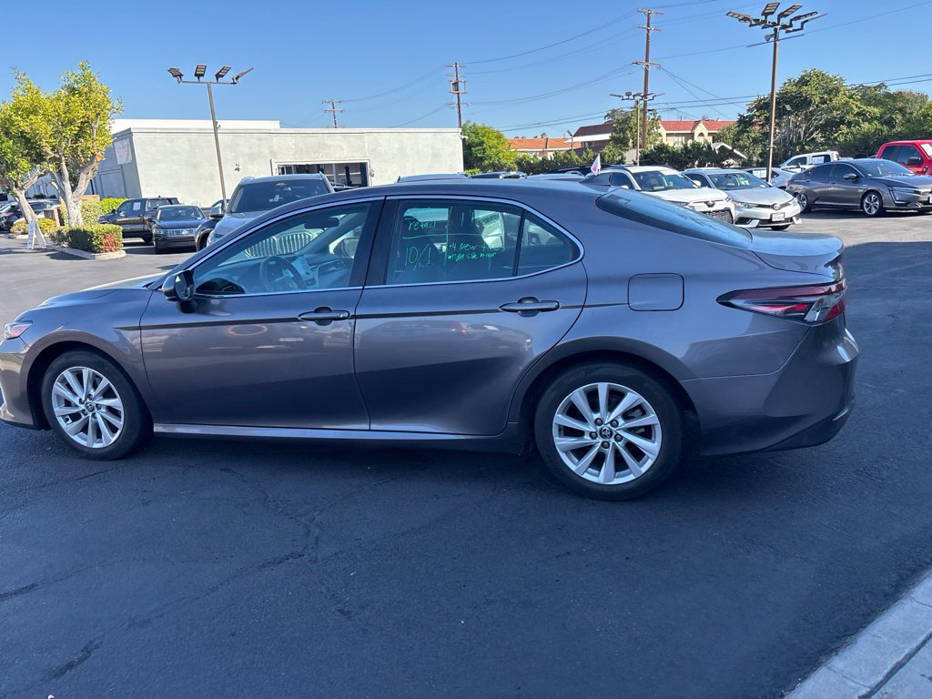 Used 2023 Toyota Camry LE FWD image 6