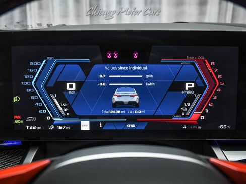 Used 2025 BMW M5 w/ Carbon Package image 11