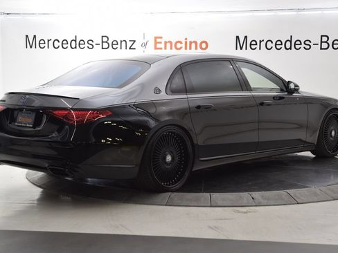 Used 2021 Mercedes-Benz Maybach S 580 4MATIC image 6