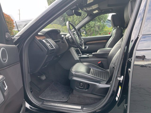 Used 2018 Land Rover Discovery HSE Luxury AWD/4WD image 21