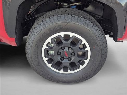 New 2025 Toyota Tacoma TRD Off-Road image 9
