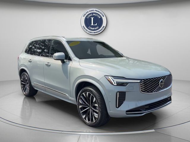 Certified 2026 Volvo XC90 B6 Plus AWD/4WD image 11