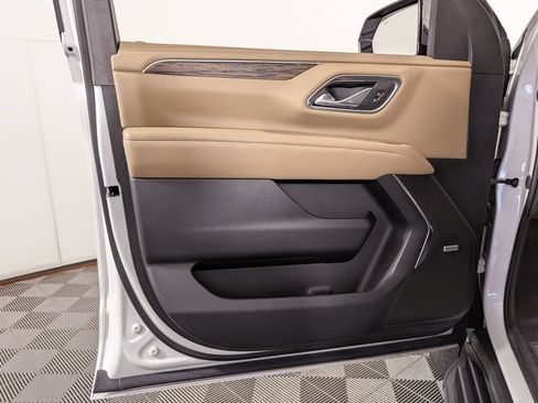 Used 2024 Chevrolet Tahoe Premier RWD image 13