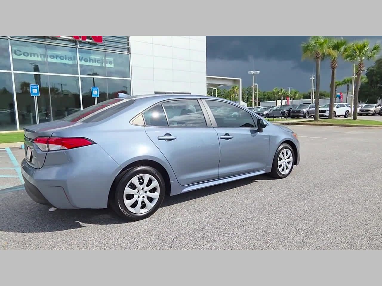 Used 2025 Toyota Corolla LE FWD image 34