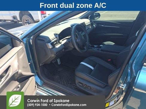 Used 2025 Toyota Camry SE w/ Multimedia Upgrade Package AWD/4WD image 2