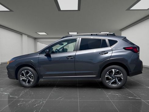 Certified 2026 Subaru Crosstrek 2.5i Premium AWD/4WD image 11