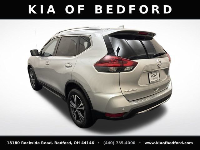 Used 2019 Nissan Rogue SV w/ Premium Package AWD/4WD image 8