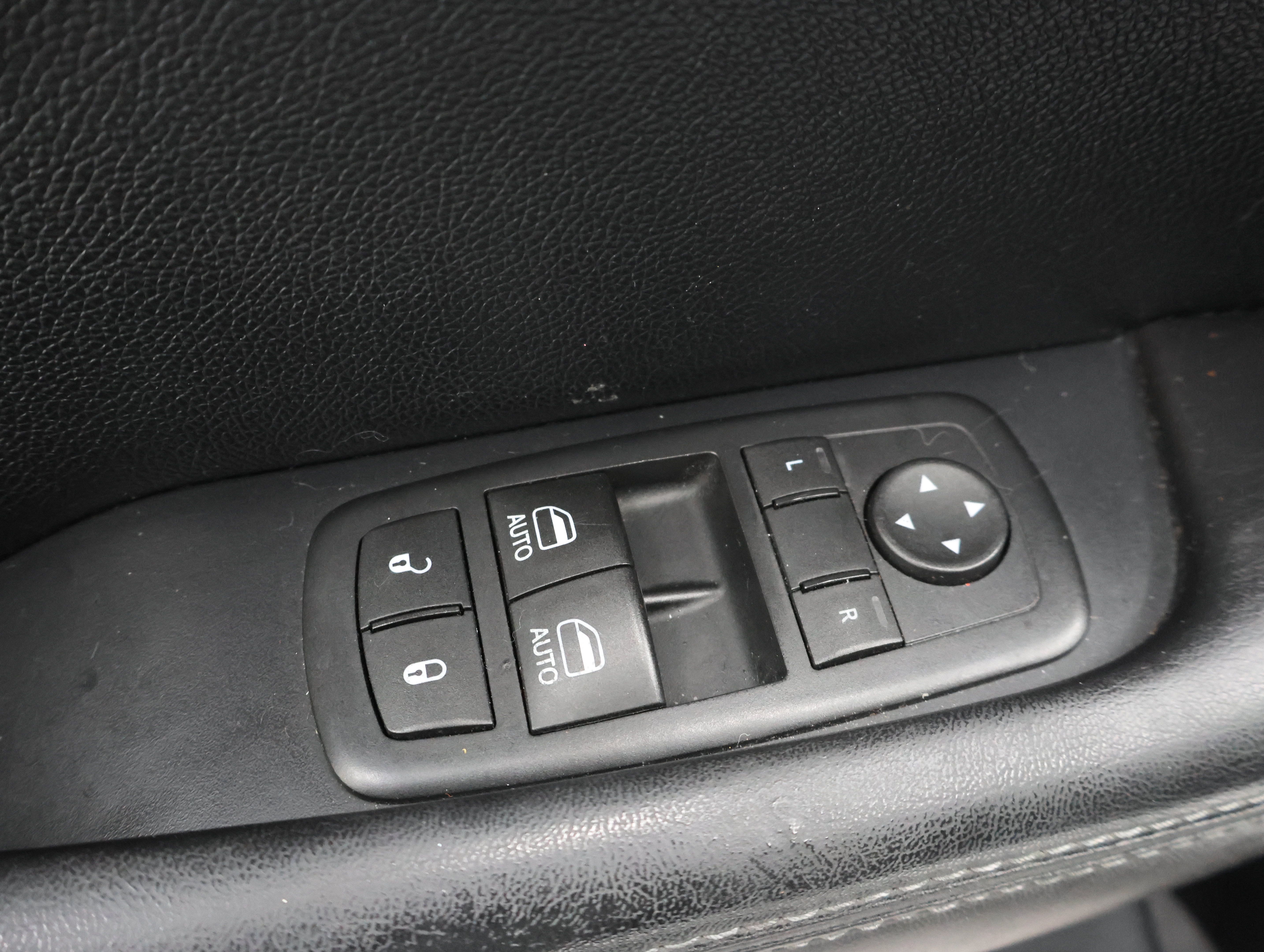 Used 2016 Dodge Challenger R/T w/ Blacktop Package RWD image 34